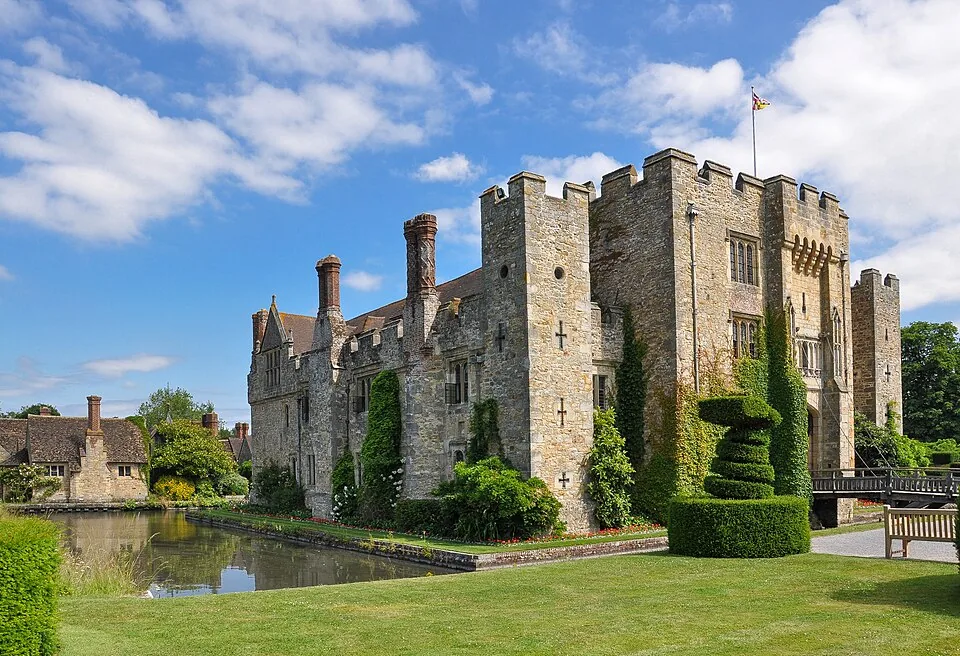 Hever Castle – destination from Gatwick