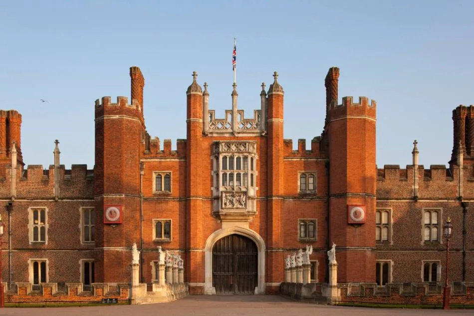Hampton Court Palace – popular destination from Heathrow